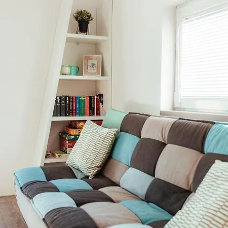 Sunny Oak Estate Mengeš